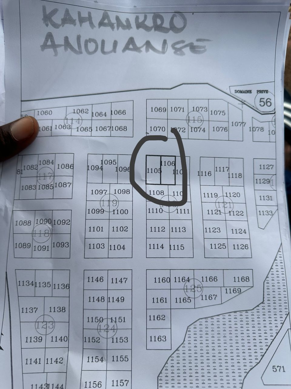 2 terrains à vendre à Kahankro Anouansè (attestation villageoise)