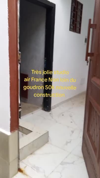 Studio meublé à louer à Air France