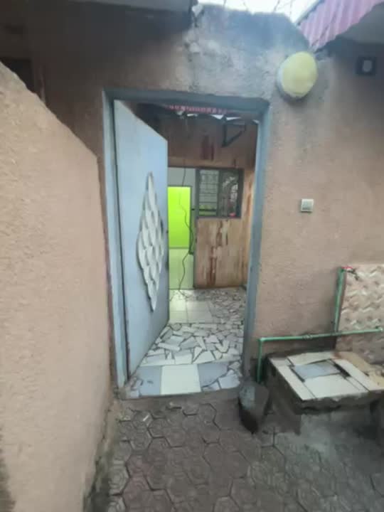 Chambre salon à louer à Koko