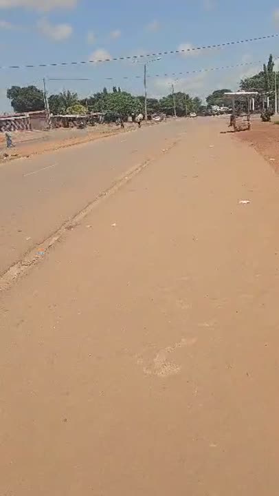 Maquis-Resto à céder à Yamoussoukro 220 Logements