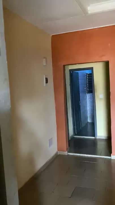 2 chambres, salon à louer à Dar Es Salam