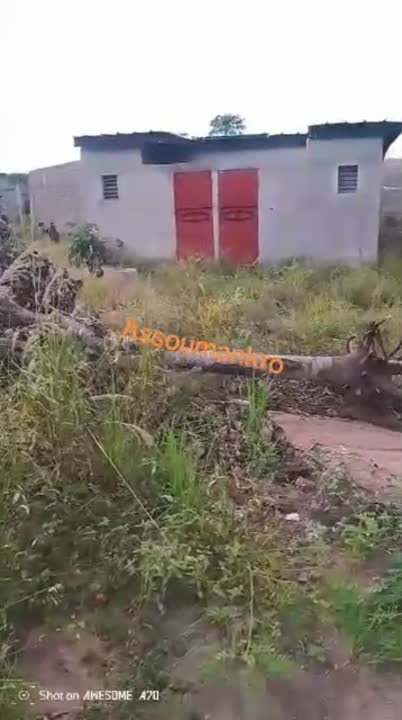 Terrain de 600 m² à vendre à Assoumankro (près du pont Gédéon)