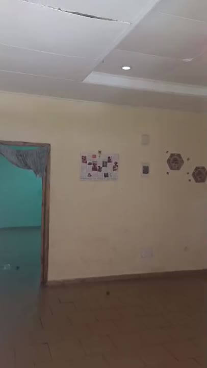 Chambre salon à louer à Tchelekro