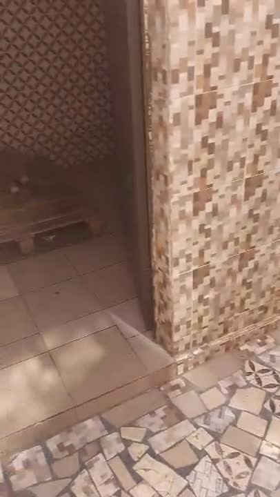 Chambre salon à louer à Tchelekro