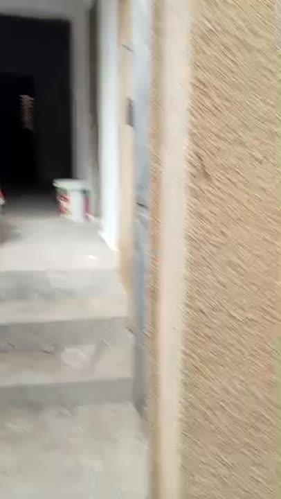 Cité de 6 logements 2 pièces à louer