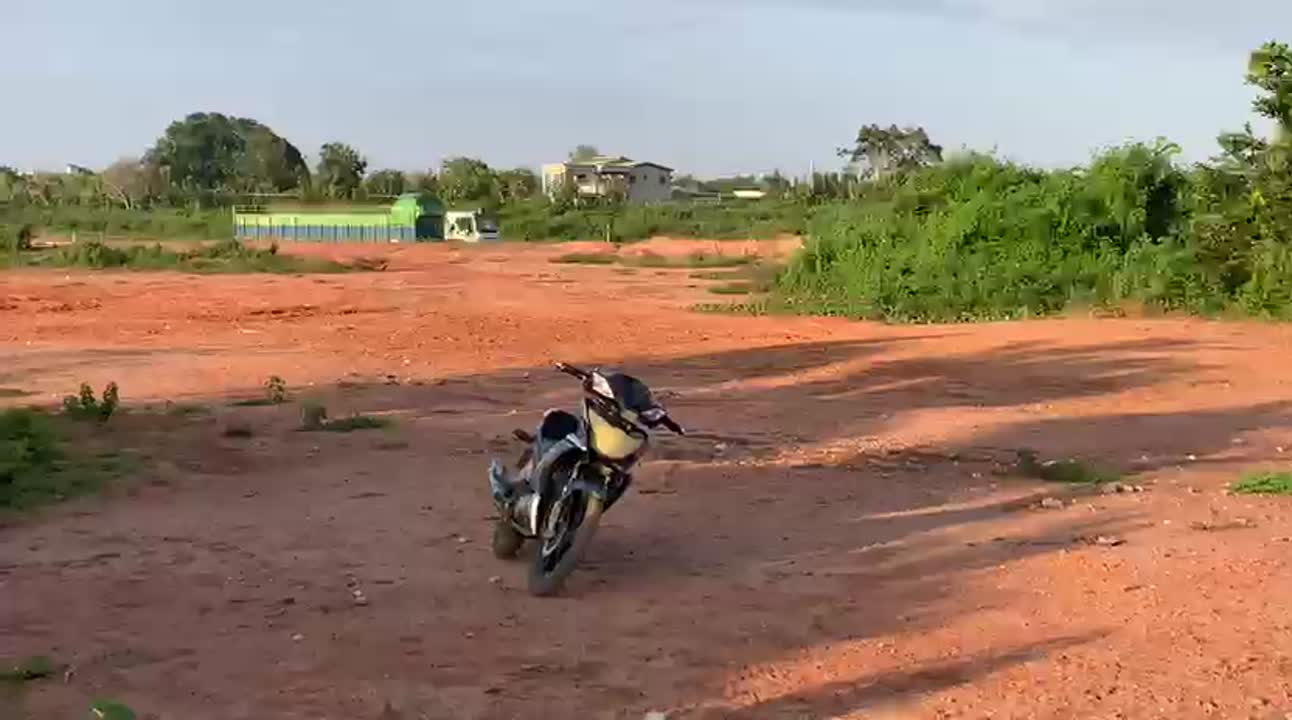 Terrain de 1000 m² à vendre à Béoumi (TF global)