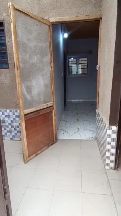 Studio meublé à louer près de Diezou 2
