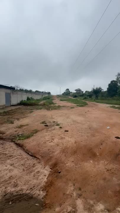 Terrain de 500 m² à vendre à Cité Penielle