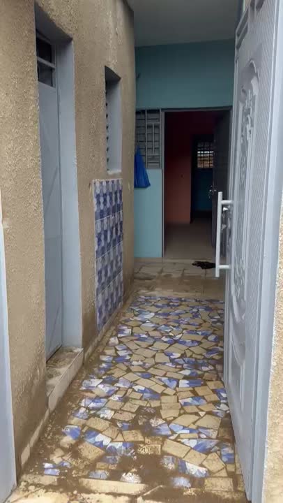 Chambre salon à louer à Minankro