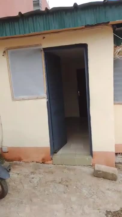 Studio à louer à Ahougnassou