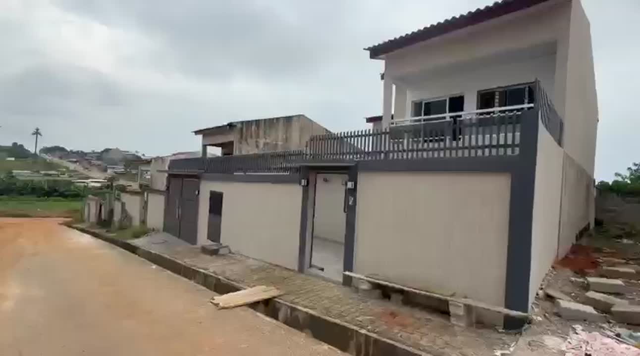 Duplex 4 pièces à vendre à Bingerville (TF disponible)
