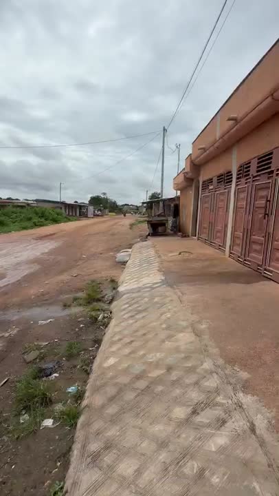 3 chambres, salon à louer à la Zone Émergence