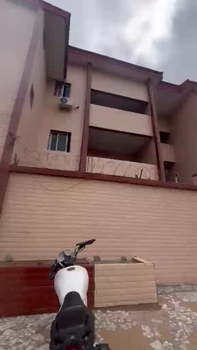 2 chambres, salon à louer à Sokoura