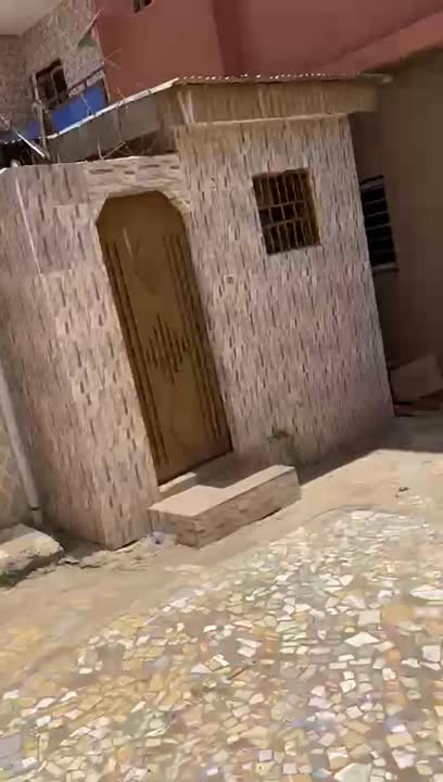 Chambre salon à louer à Dar Es Salam — 2 douches