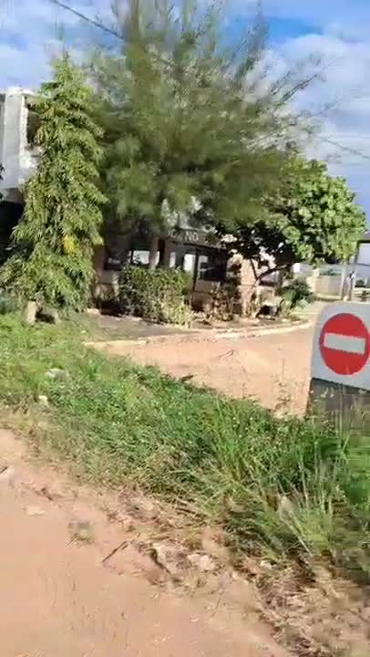 2 lots collés à vendre à Minankro (attestation villageoise)
