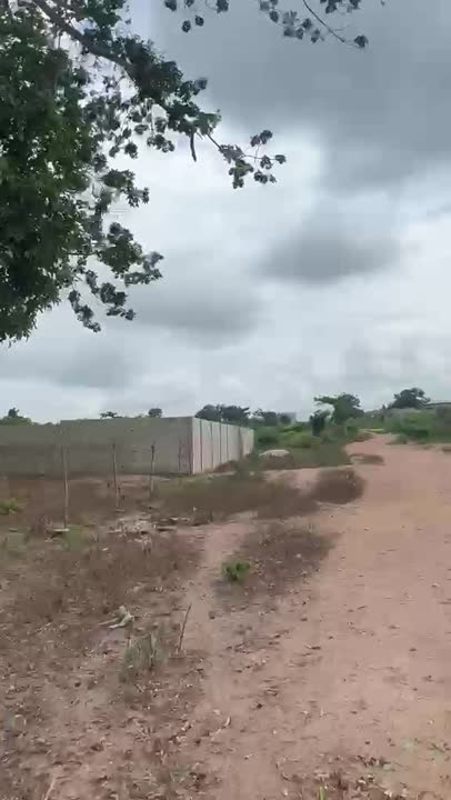 Terrain de 1000 m² à vendre à la Cité des Impôts (Cité Rogelle)
