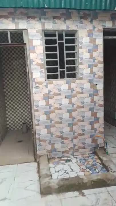 Studios à louer à N'Dakro (eau incluse)