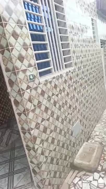 Chambre salon à louer à la Zone Émergence