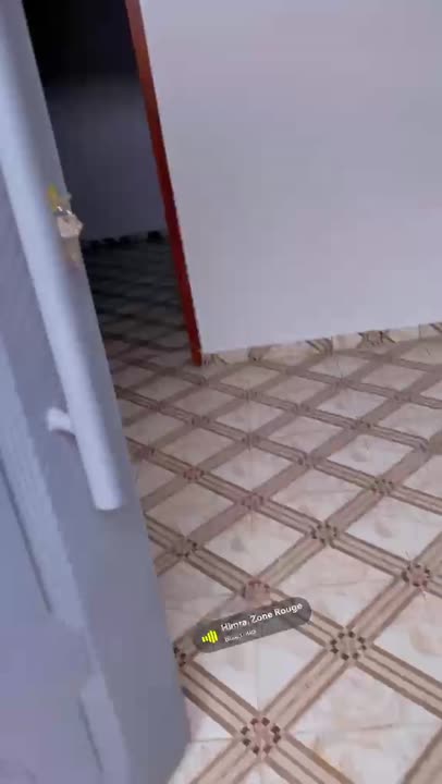 Studio avec 2 douches à louer à Broukro