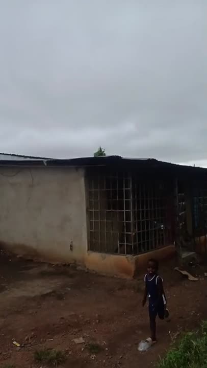Magasin à louer au Petit Marché de Broukro