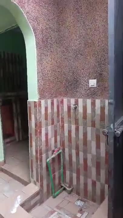 Chambre salon à louer à la zone Émergence