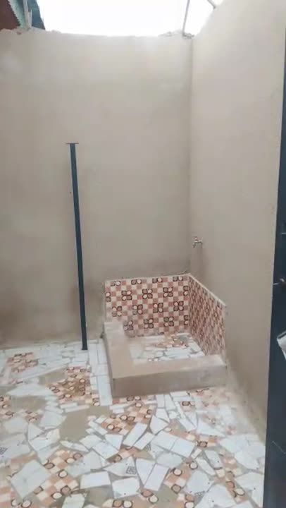 Chambre salon à louer à Assoumankro