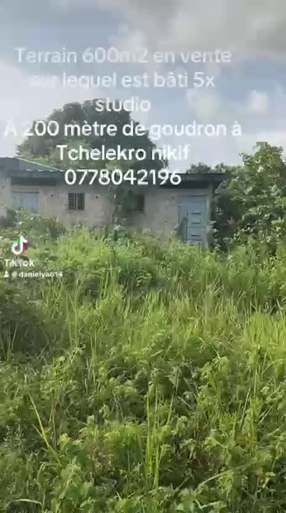 Terrain de 600 m² à vendre à Tchelekro