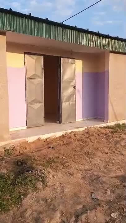 Grand magasin à louer au quartier Maroc