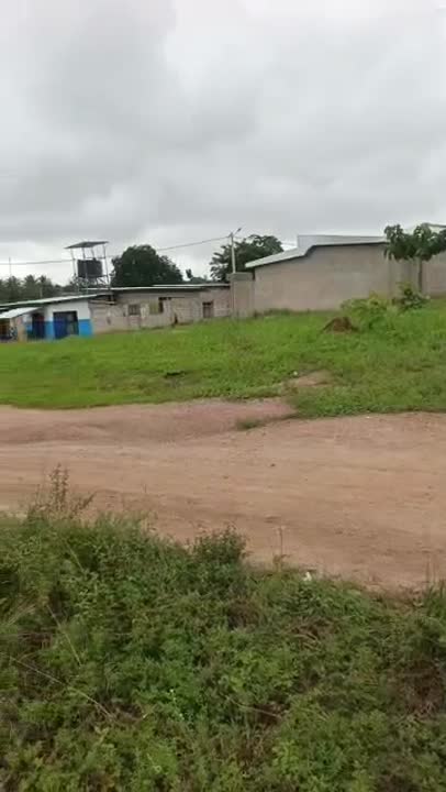 Terrain à vendre à Djahounou, derrière le Campus 2