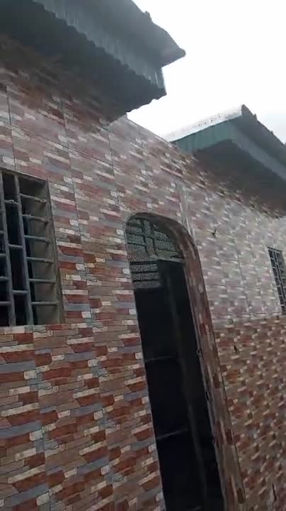 Cité de 20 logements 2 pièces à louer à Bouaké