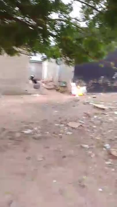 Cour de 7 logements et villa à vendre à Gnankoukro