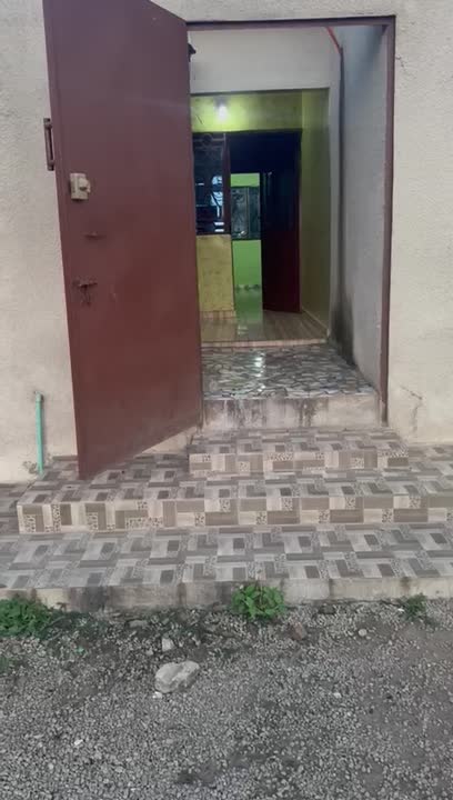 Cité de 2 logements 2 pièces à louer