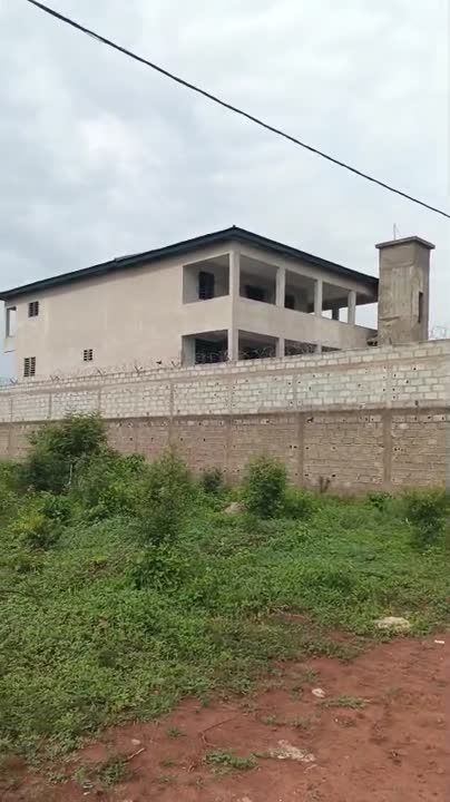 Terrain de 624 m² à vendre à Yamoussoukro Kokrenou Ouest (ACD disponible)