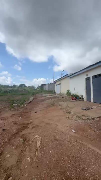 Terrain de 600 m² à vendre à Cité des Impôts (ACD disponible)