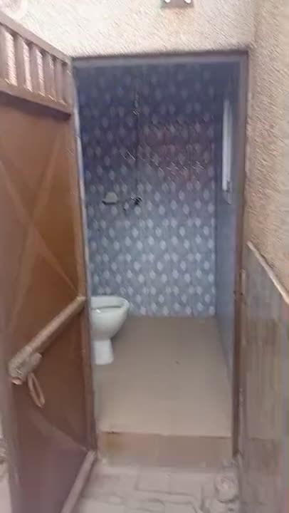Chambre salon à louer à Assoumankro