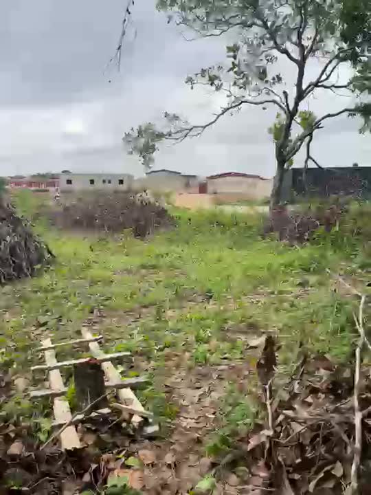 Terrain de 400 m² à vendre à Gonfreville-Konankankro