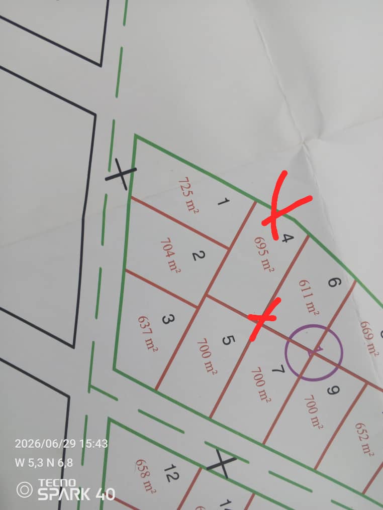 Terrain de 600 m² à vendre à Nanan Plateau (Yamoussoukro) 2