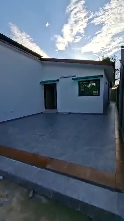 3 villas 4 pièces à vendre à Kpoussoussou (ACD)