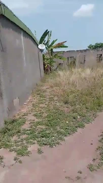 Terrain de 600 m² à vendre à Asoumankro (site approuvé)