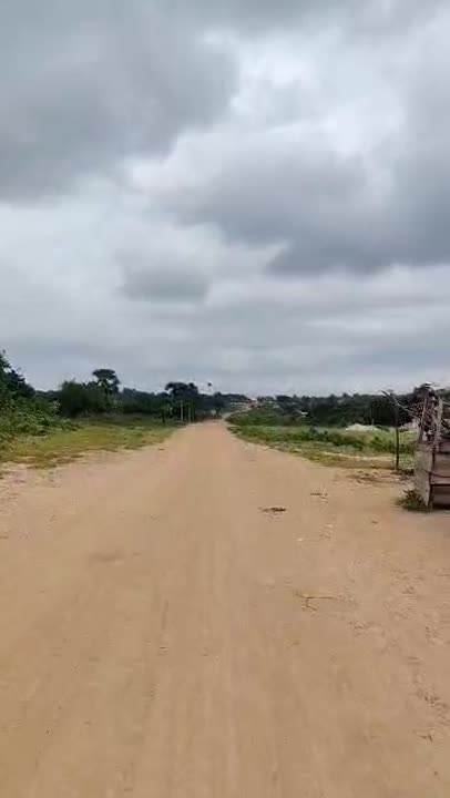 Bâtiment de 1200 m² à vendre à Yamoussoukro (ACD disponible)