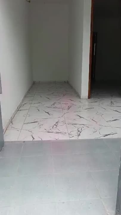Chambre salon à louer à Kami — modèle mini villa