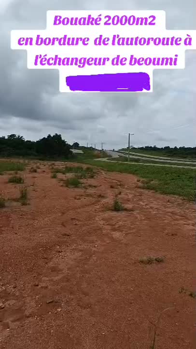 Terrain de 2000 m² à vendre à l'échangeur de Béoumi
