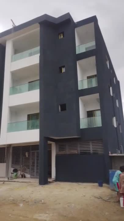 Immeuble R+3 à vendre à Angré Djorobité (Cité Oribat)