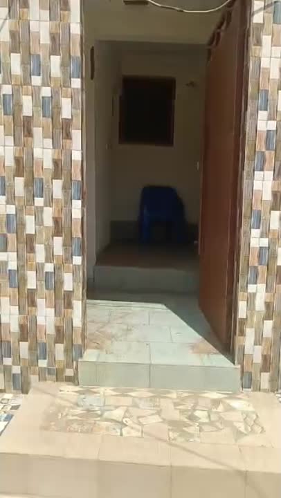 Chambre salon à louer à 220 Logements