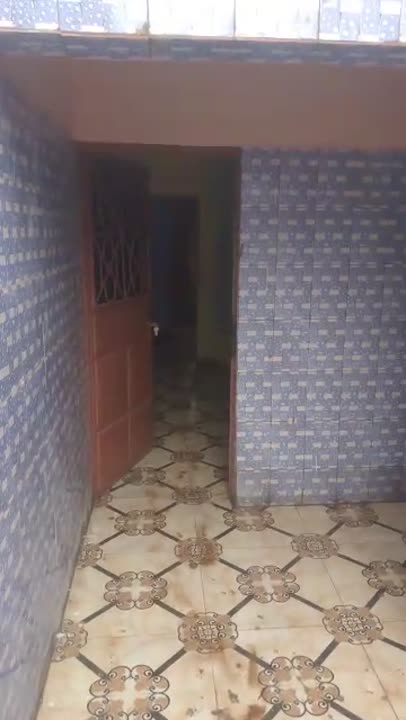 4 chambres, salon à louer à Tchelekro